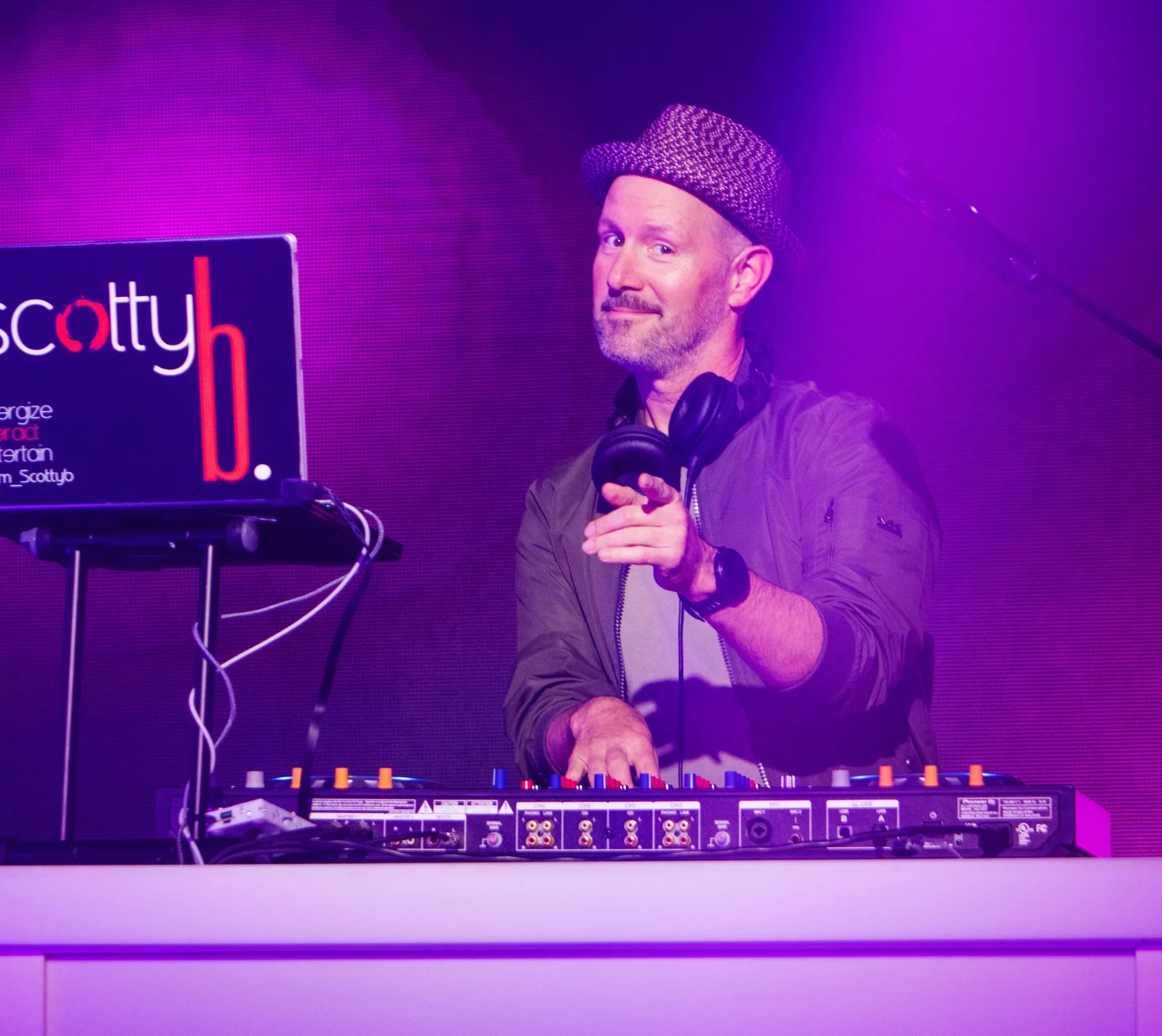 DJ on stage